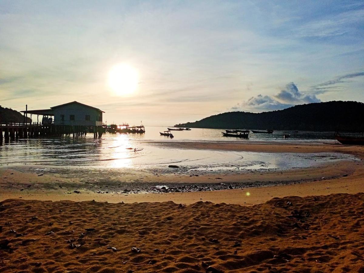 The Azure - M'Pai Bay Hotel Koh Rong Sanloem Exterior photo